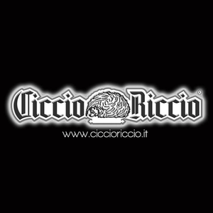 Ouça Ciccio Riccio na aplicação