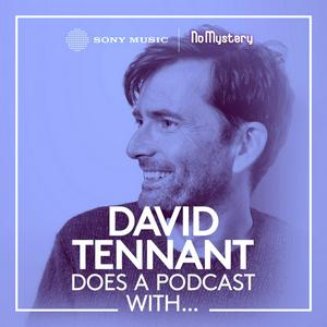 Ouça David Tennant Does a Podcast With… na aplicação