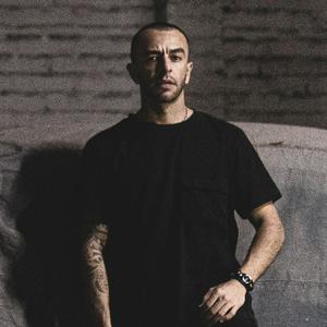 Ouça Medellin Techno Podcast na aplicação