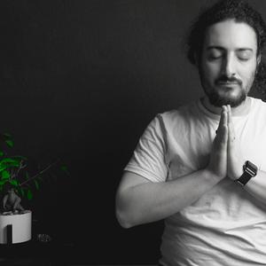 Ouça Meditation with Raphael na aplicação