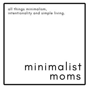 Ouça Minimalist Moms na aplicação